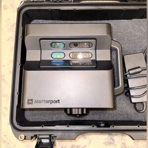 Matterport MC250 Pro2 3D Camera Kit with Hard-Shell Case